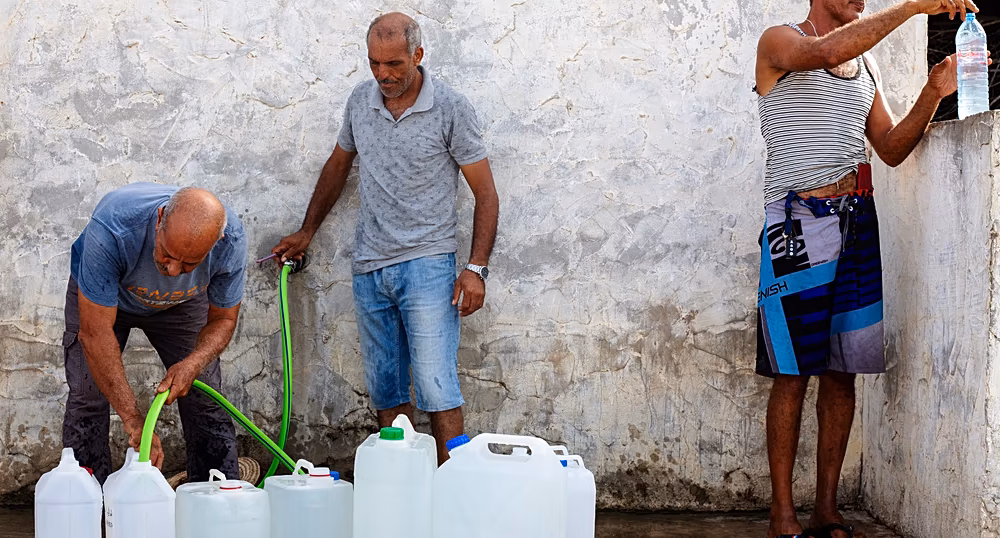 People in Tunisia coping with extreme summer heat