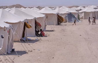 Yemeni refugees arriving in Djibouti after crossing the Red Sea